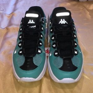 NWOB KAPPA GLOW IN THE DARK reflective Unisex running shoes sneakers sport green